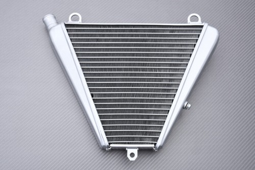 Radiatore acqua inferiore - inferiore, tipo